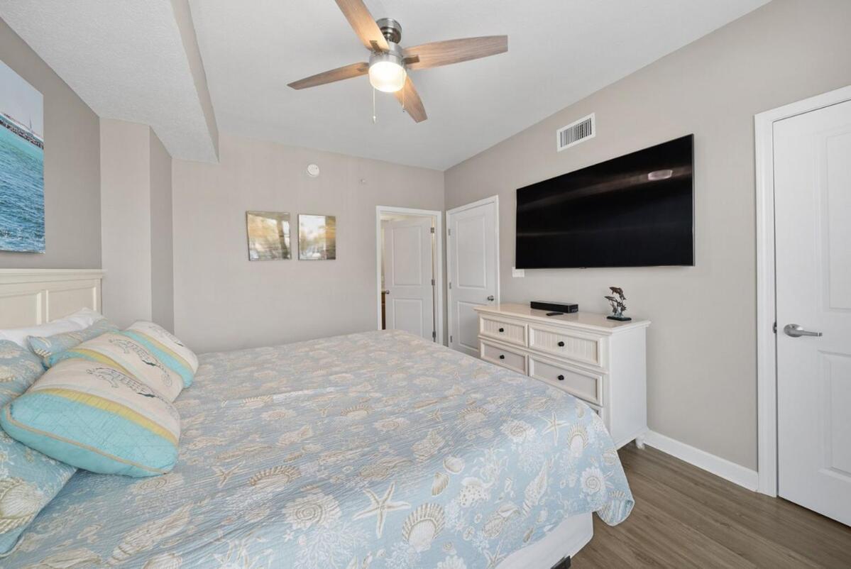 Grandview East 101 *